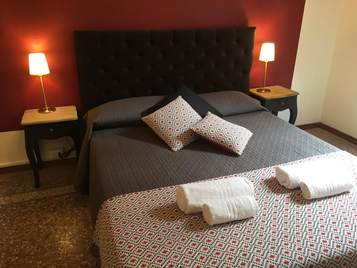 Retro B&B Pisa Bagian luar foto